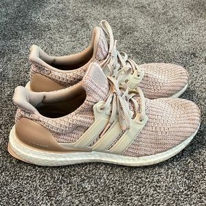 women's adidas ultra boosts